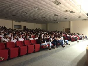 Teatro Racismo é Burrice